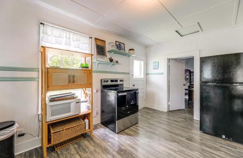 Marshallberg House | 10 Mi to Cape Lookout Ferry Serene Coastal Escape