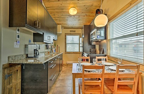 Wildernest Condo | 10 Mi to Ski: Condo w/Mtn Views in Silverthorne