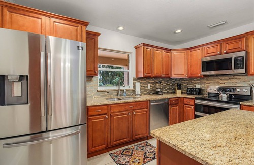 McGregor House | 10 Miles to Fort Myers Beach
