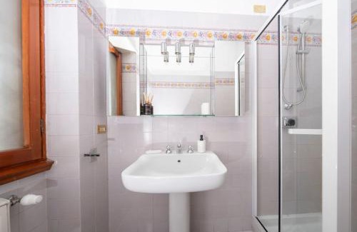 Trionfale Apartment | [10 min Vaticano] Big home Balduina con piscina