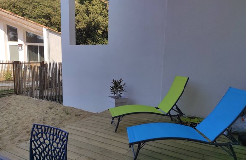 La Tranche-sur-Mer Apartment | 10 minutes by bike from the beach, new apartment in a pine forest