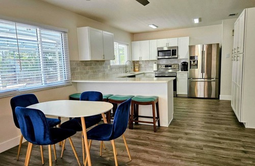 North Port House | 10 minutes to Mineral Springs w/large Pool and Pet Friendly!