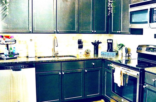 Houston Apartment | 10% off on weekends in OCTOBER at ELUXE@RiverOaks
