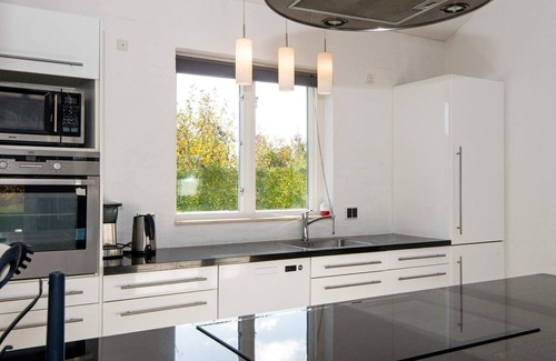 Grena Strand House | 10 person holiday home in Grenaa