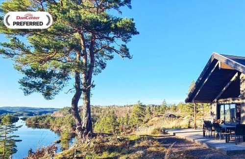 Risor House | 10 person holiday home in Søndeled