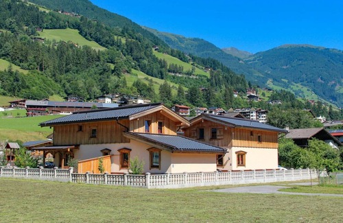 Schwendau Other | 100 m² Accommodation ∙ 5 bedrooms ∙ 10 guests