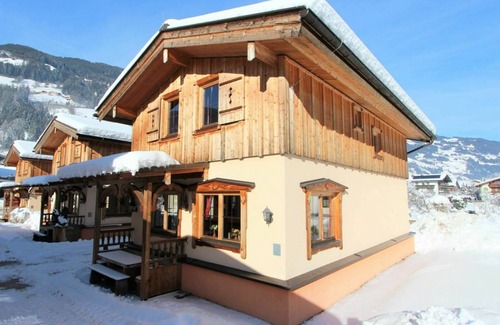 Schwendau Other | 100 m² Accommodation ∙ 5 bedrooms ∙ 10 guests