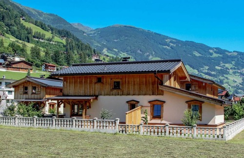 Schwendau Other | 100 m² Accommodation ∙ 5 bedrooms ∙ 10 guests