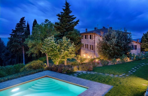 Panzano in Chianti Apartment | 100 m² Apartment ∙ 1 bedroom ∙ 2 guests