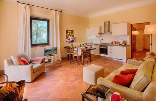 Panzano in Chianti Apartment | 100 m² Apartment ∙ 2 bedrooms ∙ 5 guests
