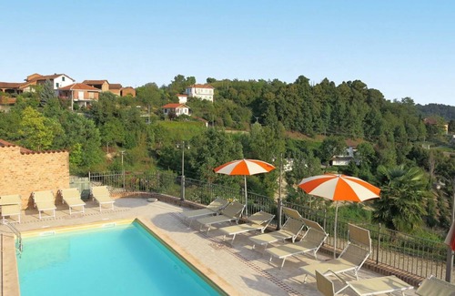 Cossombrato Apartment | 100 m² Apartment ∙ 1 bedroom ∙ 7 guests