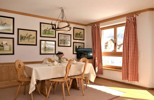 Silvaplana Apartment | 100 m² Apartment ∙ 2 bedrooms ∙ 4 guests