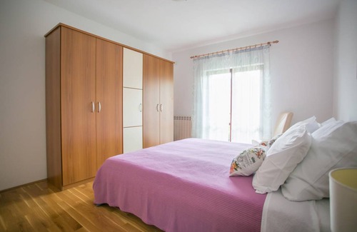 Buzet Apartment | 100 m² Apartment ∙ 2 bedrooms ∙ 4 guests