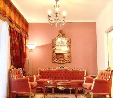 Neapoli Apartment | 100 m2 Apartment in the center of Athens