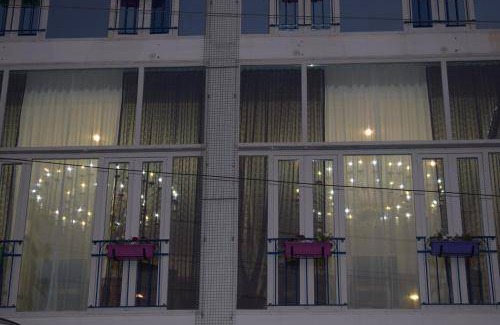 Zouk Mosbeh Bed & Breakfast | 100 m² Bed and breakfast ∙ 3 bedrooms ∙ 17 guests