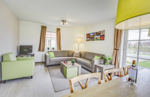 Wateren House | 100 m² Bungalow ∙ 2 bedrooms ∙ 4 guests
