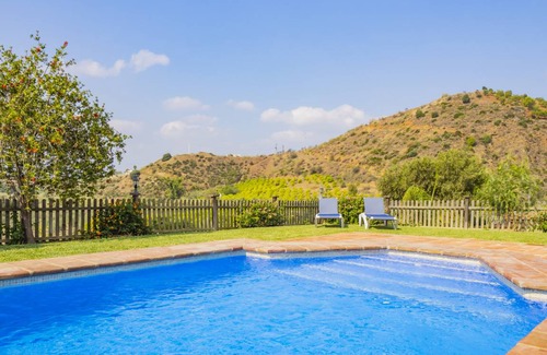 Pizarra Cottage | 100 m² Cabin ∙ 4 bedrooms ∙ 8 guests