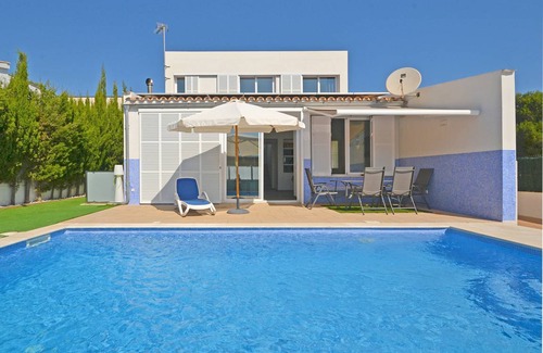 Son Serra de Marina Ski Chalet | 100 m² Chalet ∙ 3 bedrooms ∙ 6 guests