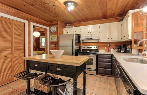 Big Canoe House | 100 m² House ∙ 1 bedroom ∙ 6 guests