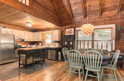 Big Canoe House | 100 m² House ∙ 1 bedroom ∙ 6 guests
