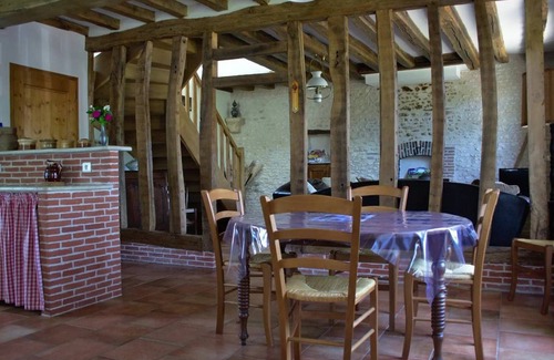Lorcy House | 100 m² House ∙ 2 bedrooms ∙ 5 guests