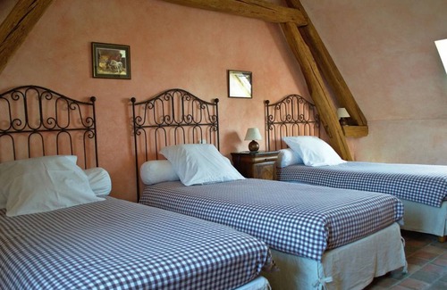 Lorcy House | 100 m² House ∙ 2 bedrooms ∙ 5 guests