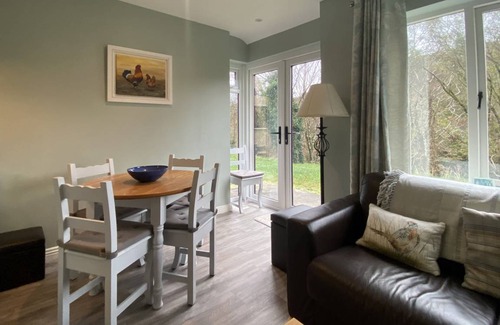 Clifden House | 100 m² House ∙ 2 bedrooms ∙ 4 guests