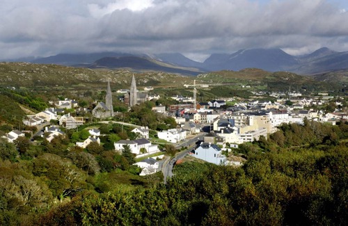 Clifden House | 100 m² House ∙ 3 bedrooms ∙ 6 guests