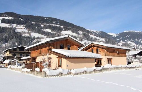 Schwendau House | 100 m² House ∙ 5 bedrooms ∙ 10 guests