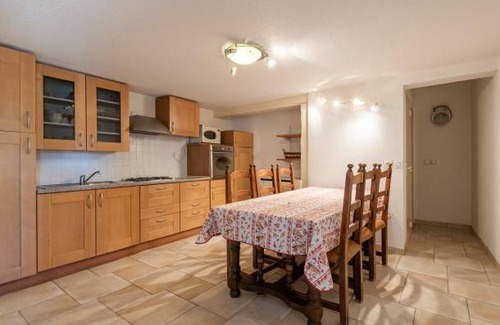 Saint-Germain House | 100 m² House ∙ 3 bedrooms ∙ 6 guests