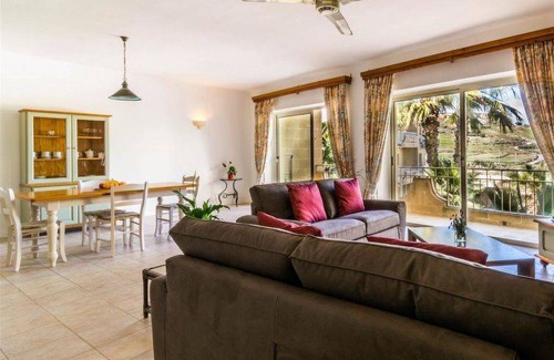 Ta' Għammar Resort | 100 m² Resort ∙ 2 bedrooms ∙ 4 guests