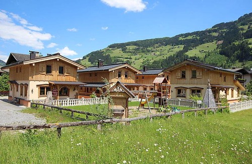 Schwendau Resort | 100 m² Resort ∙ 5 bedrooms ∙ 10 guests