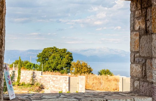 Likissa Villa | 100 m² Villa ∙ 2 bedrooms ∙ 4 guests
