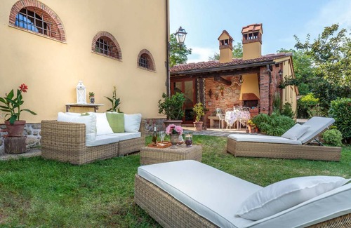 Uzzano Villa | 100 m² Villa ∙ 2 bedrooms ∙ 4 guests