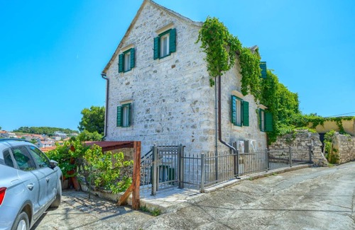 Sumartin Villa | 100 m² Villa ∙ 3 bedrooms ∙ 6 guests