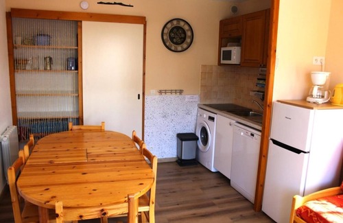 La Joue du Loup Apartment | 100m from ski lifts, 2nd floor, balcony, tv, 42m², La Joue du Loup