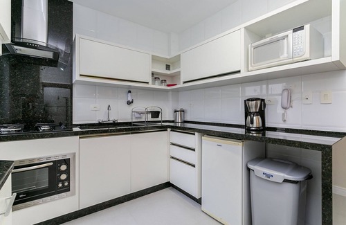 Ingleses Norte Apartment | 100m from the Beach | BBQ on the Balcony #IA23