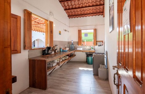 Manzanillo Apartment | 100m to Beach | Local Vibes | Pool | Sleeps 6