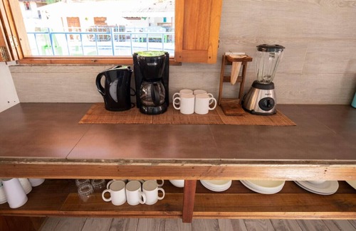 Manzanillo Apartment | 100m to Beach | Local Vibes | Pool | Sleeps 6