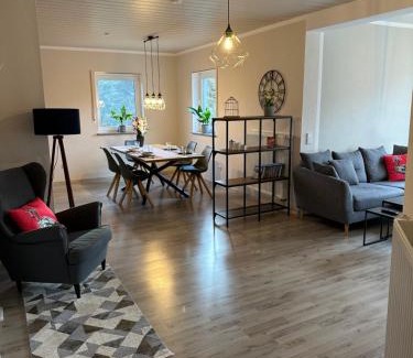 Korbecke Apartment | 100m2 5 min zum See Grillecke