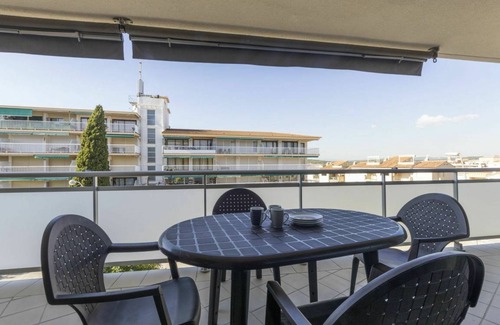 Torredembarra Apartment | 101 m² Apartment ∙ 3 bedrooms ∙ 6 guests