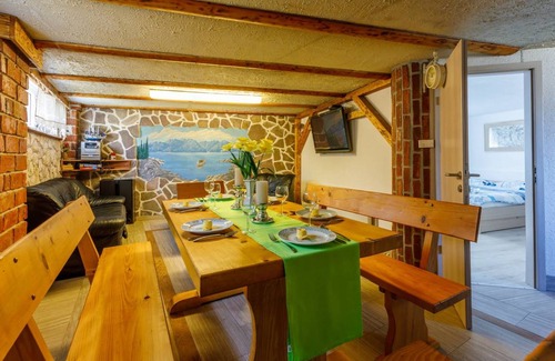 Bribir House | 101 m² House ∙ 4 bedrooms ∙ 8 guests