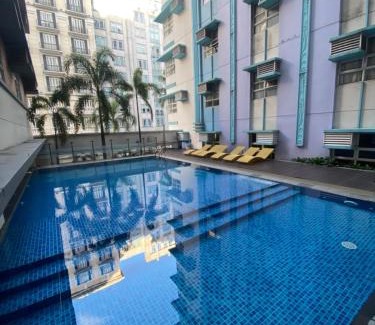 Pasay Hotel | 101 Newport Boulevard Condo