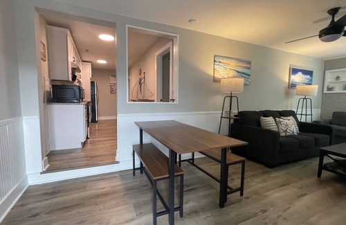 Isle of Palms Condo | #101 Ocean Inn 2 Bedroom 1.5 Bath Modern Favorite