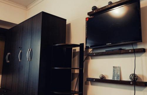 Project 7 Apartment | 1015 West Insula Suites by AYS