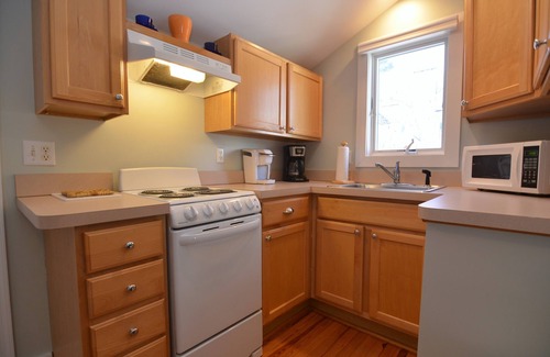 South Rehoboth Apartment | 101B New Castle Street, Rehoboth Beach, Delaware