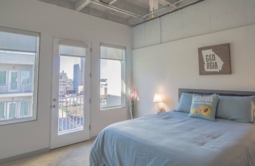 SoNo Apartment | 102 m² Apartment ∙ 2 bedrooms ∙ 5 guests