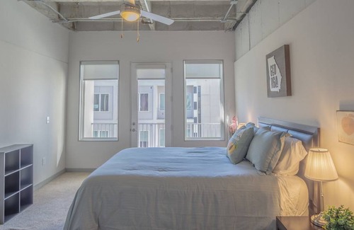 SoNo Apartment | 102 m² Apartment ∙ 2 bedrooms ∙ 5 guests