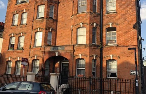 Hammersmith and Fulham Apartment | 102 Musard Road
