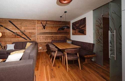 Paß Thurn Apartment | 105 m² Apartment ∙ 3 bedrooms ∙ 7 guests